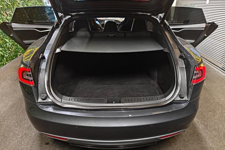undefined Tesla Model S fra 2014