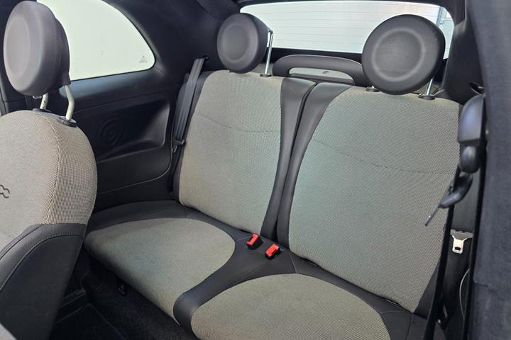 Hvid Fiat 500C fra 2012