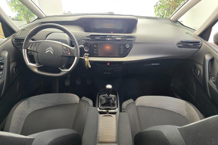 Grå Citroën Grand C4 Picasso fra 2018