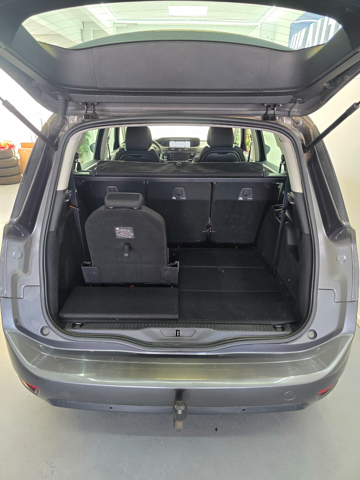 Grå Citroën Grand C4 Picasso fra 2018