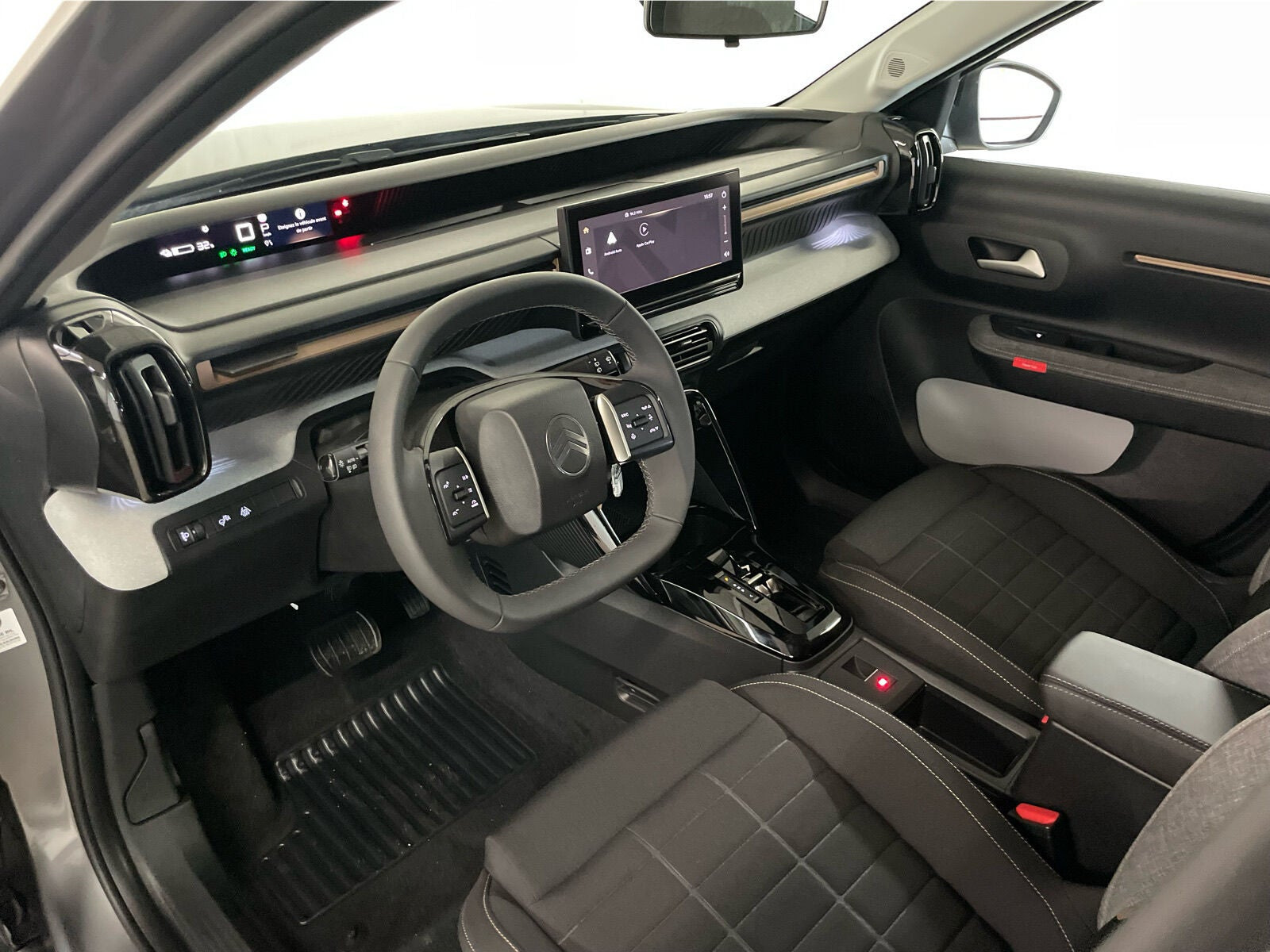 Grå Citroën e-C3 Aircross fra 2025