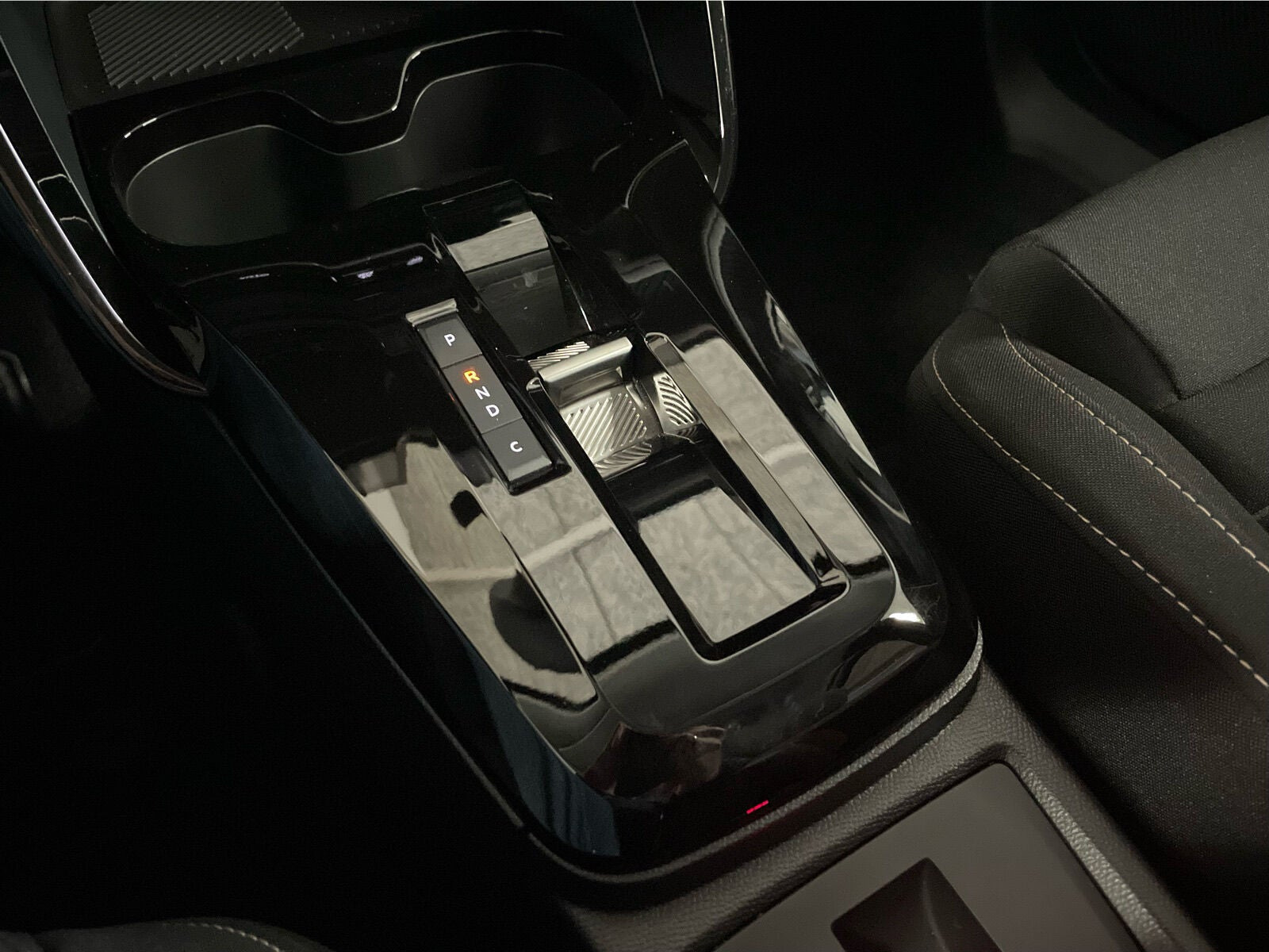 Grå Citroën e-C3 Aircross fra 2025