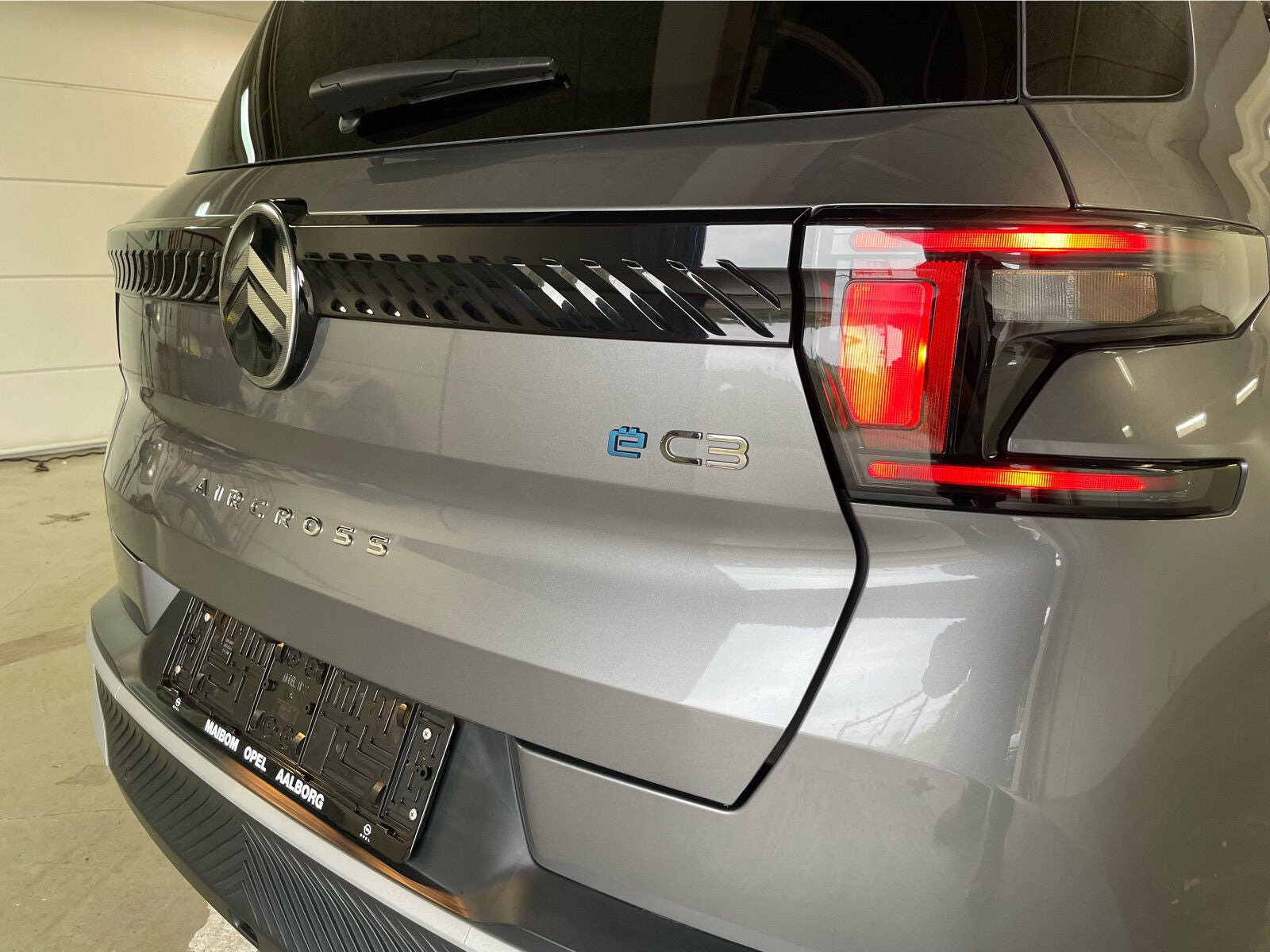Grå Citroën e-C3 Aircross fra 2025