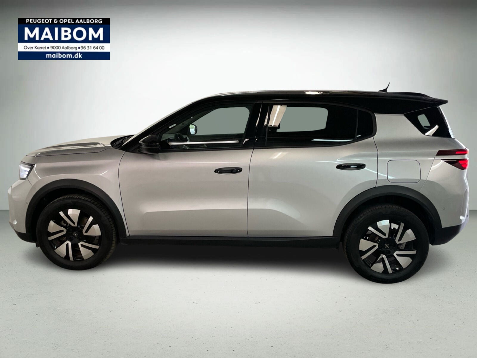 Sølv Opel Frontera fra 2025