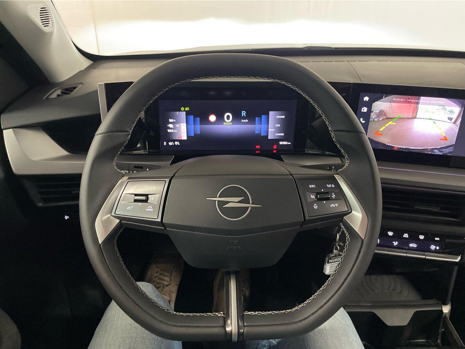 Sølv Opel Frontera fra 2025
