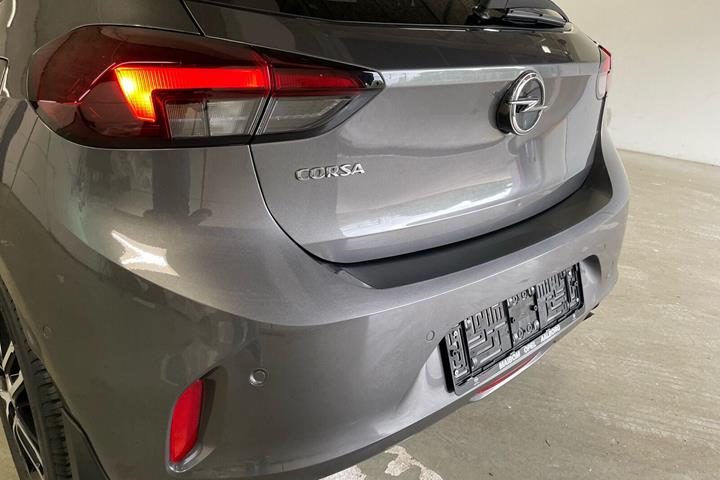 Grå Opel Corsa fra 2020
