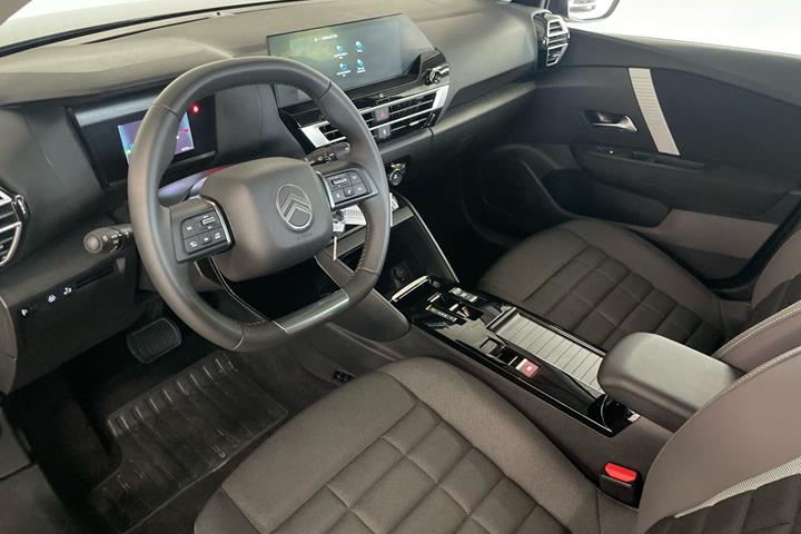 Grå Citroën ë-C4 X fra 2025