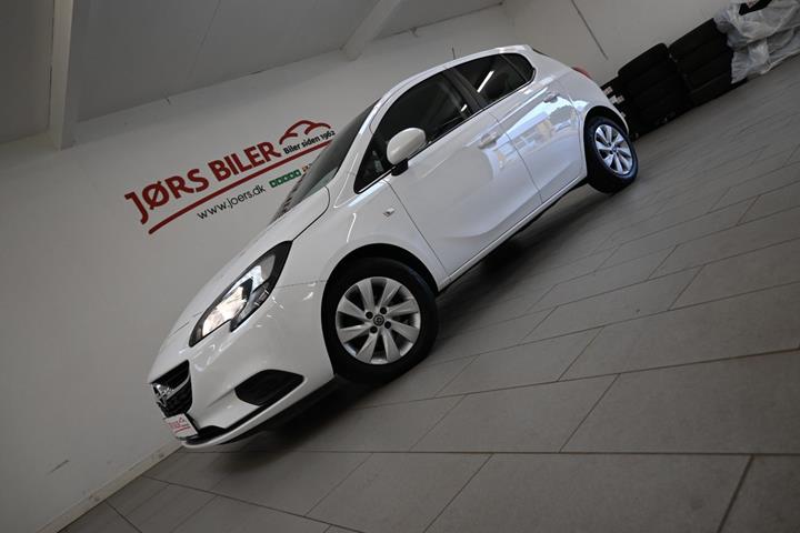Hvid Opel Corsa fra 2019