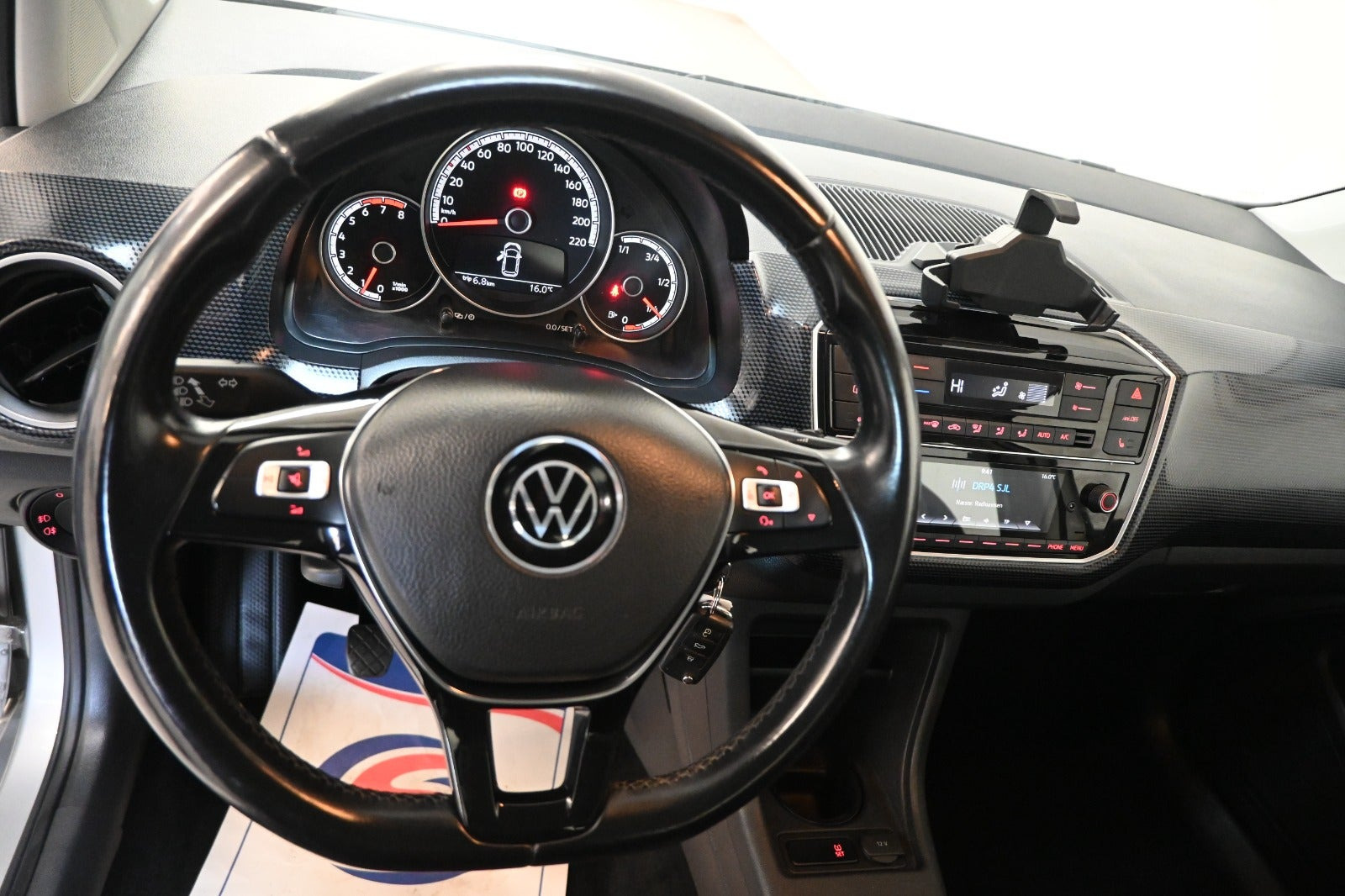 Grå VW UP! fra 2020