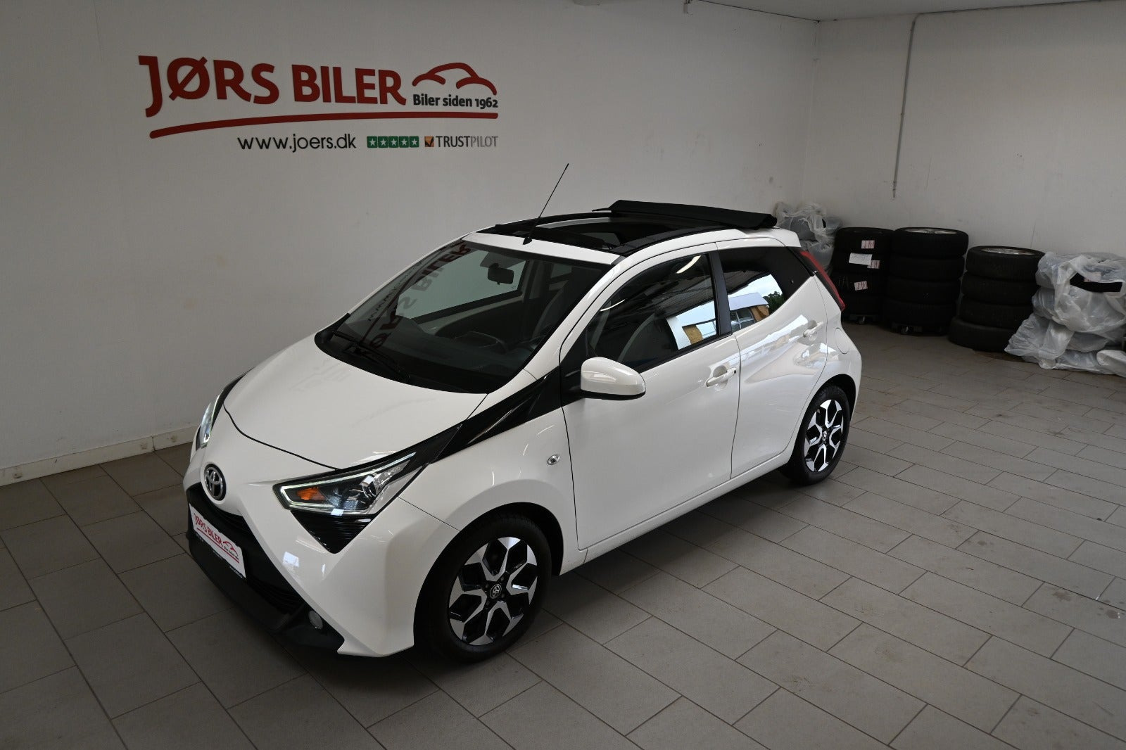 Hvid Toyota Aygo fra 2021