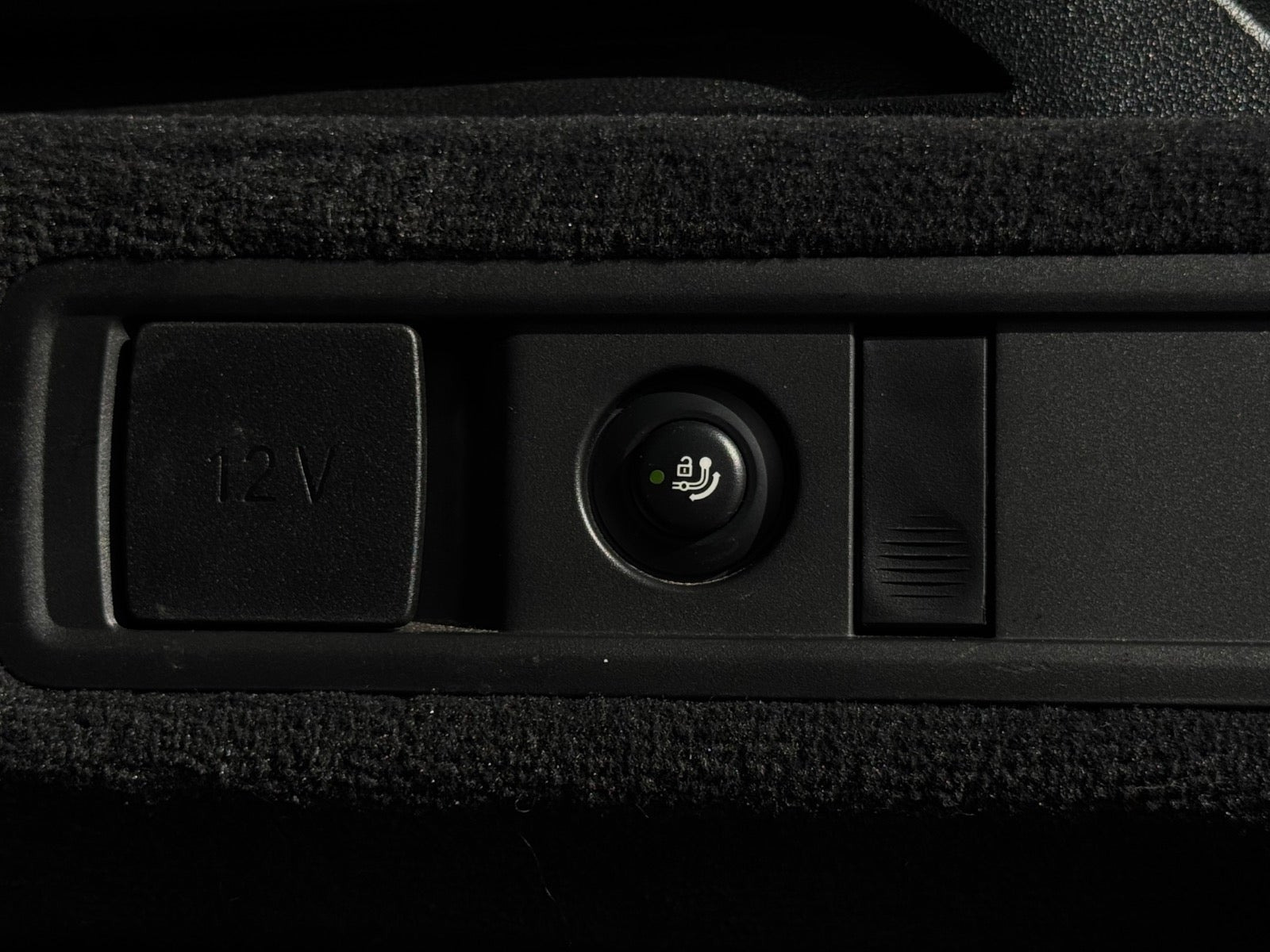Grå BMW X5 fra 2023