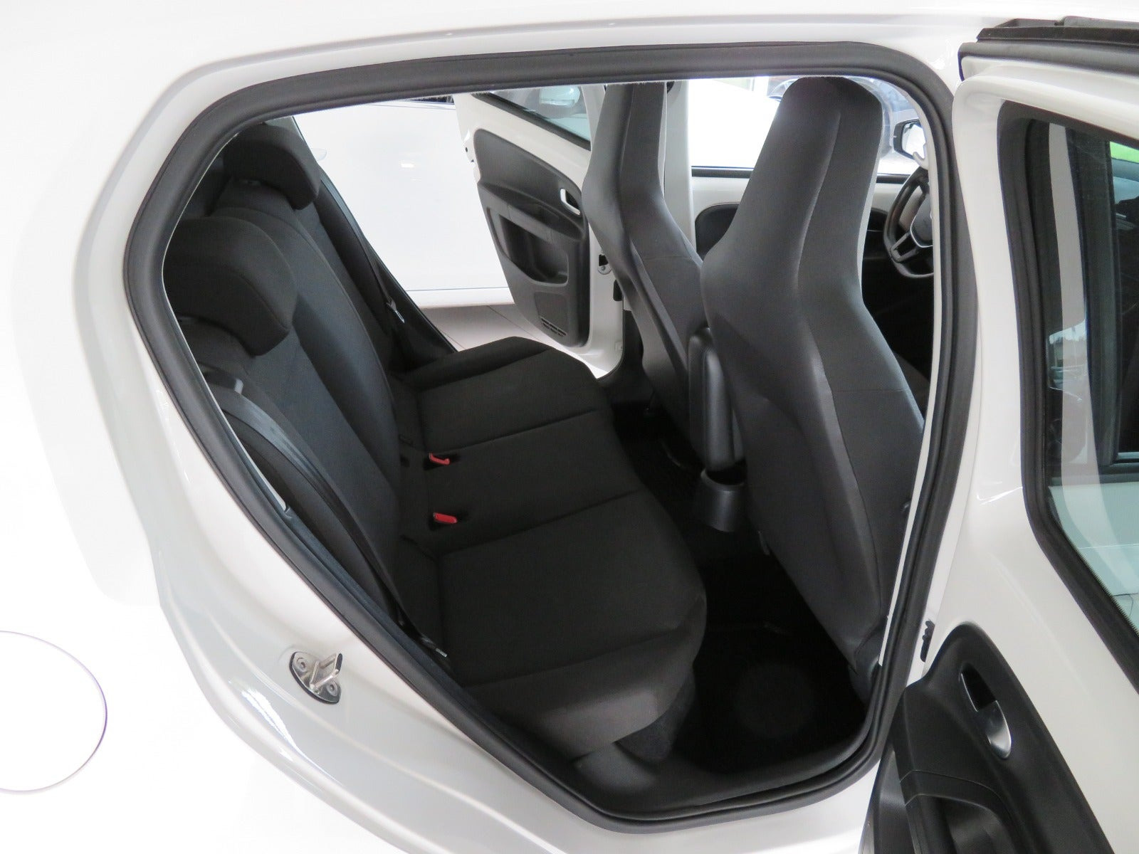 Hvid VW UP! fra 2018