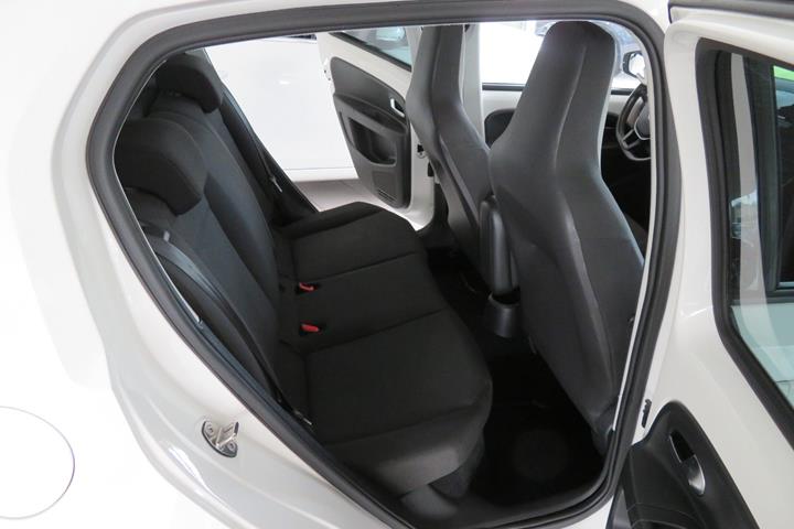 Hvid VW UP! fra 2018