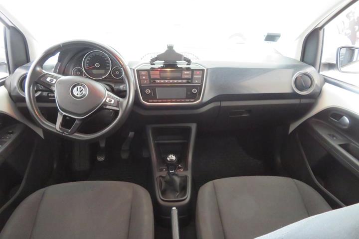 Hvid VW UP! fra 2018