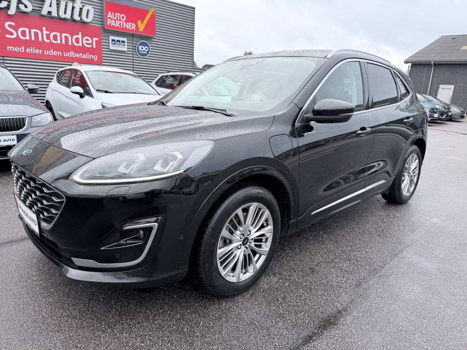 Sort Ford Kuga fra 2021