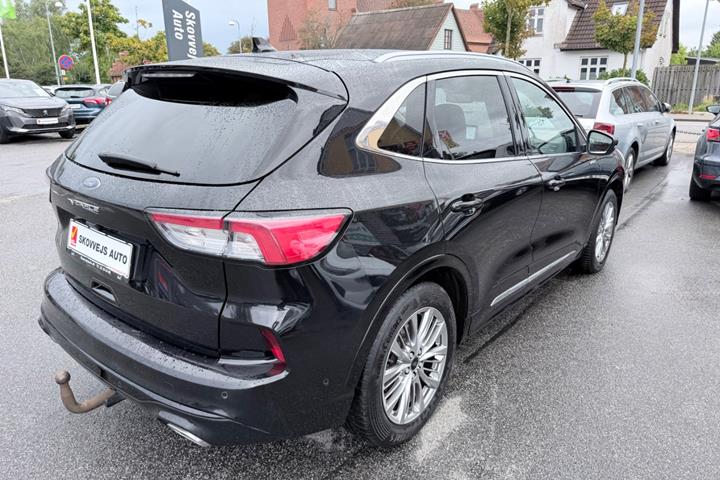Sort Ford Kuga fra 2021