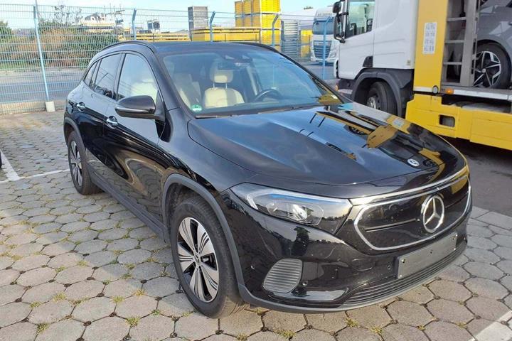 Sort Mercedes EQA350 fra 2023