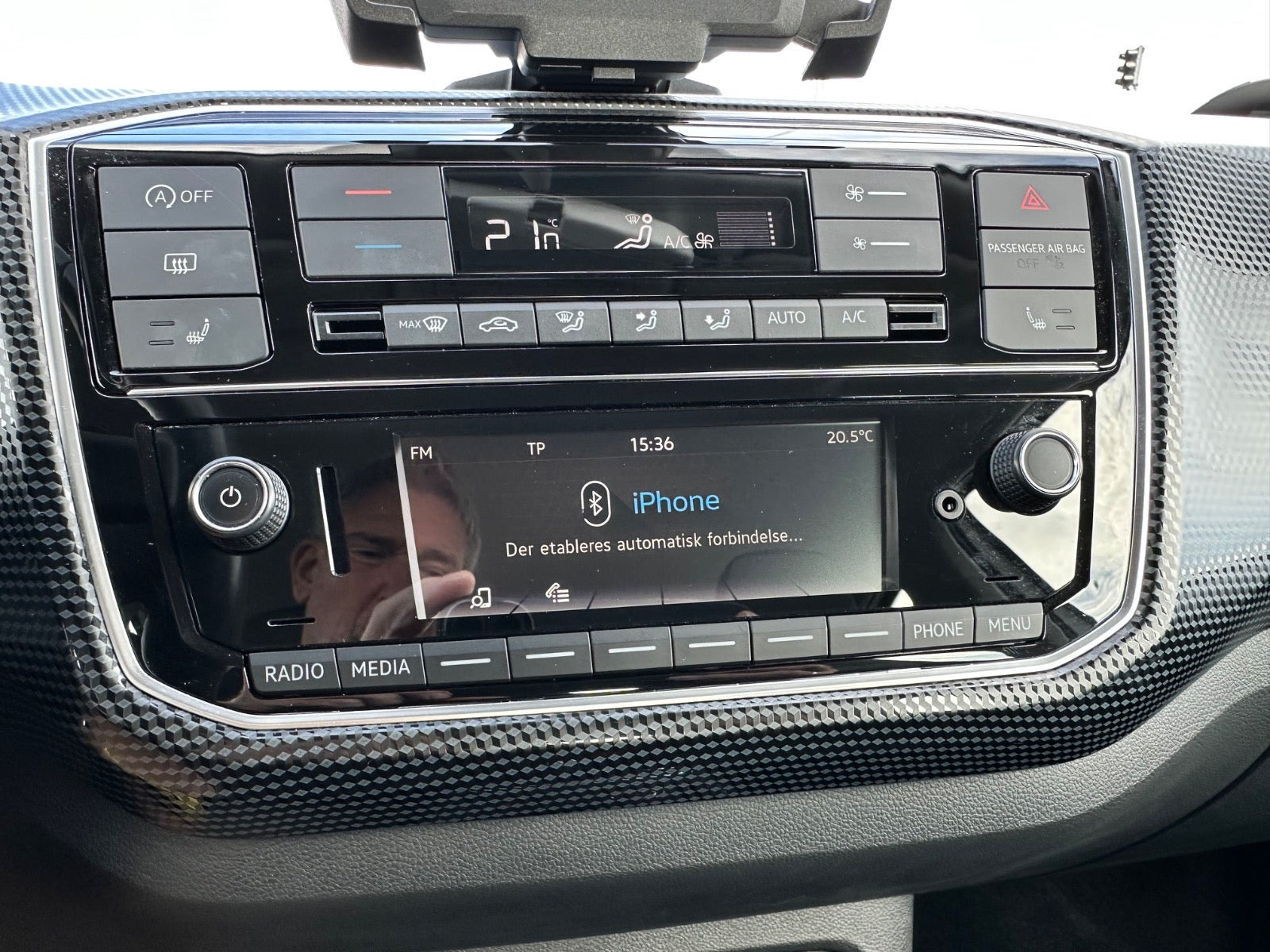 Hvid VW UP! fra 2018