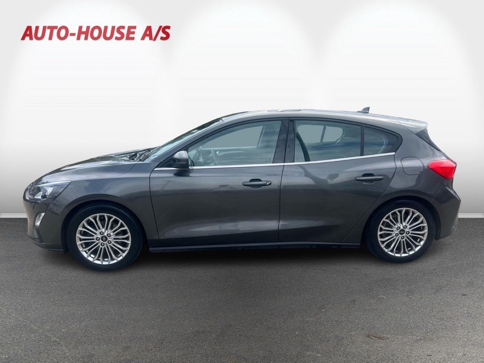 Sort Ford Focus fra 2020