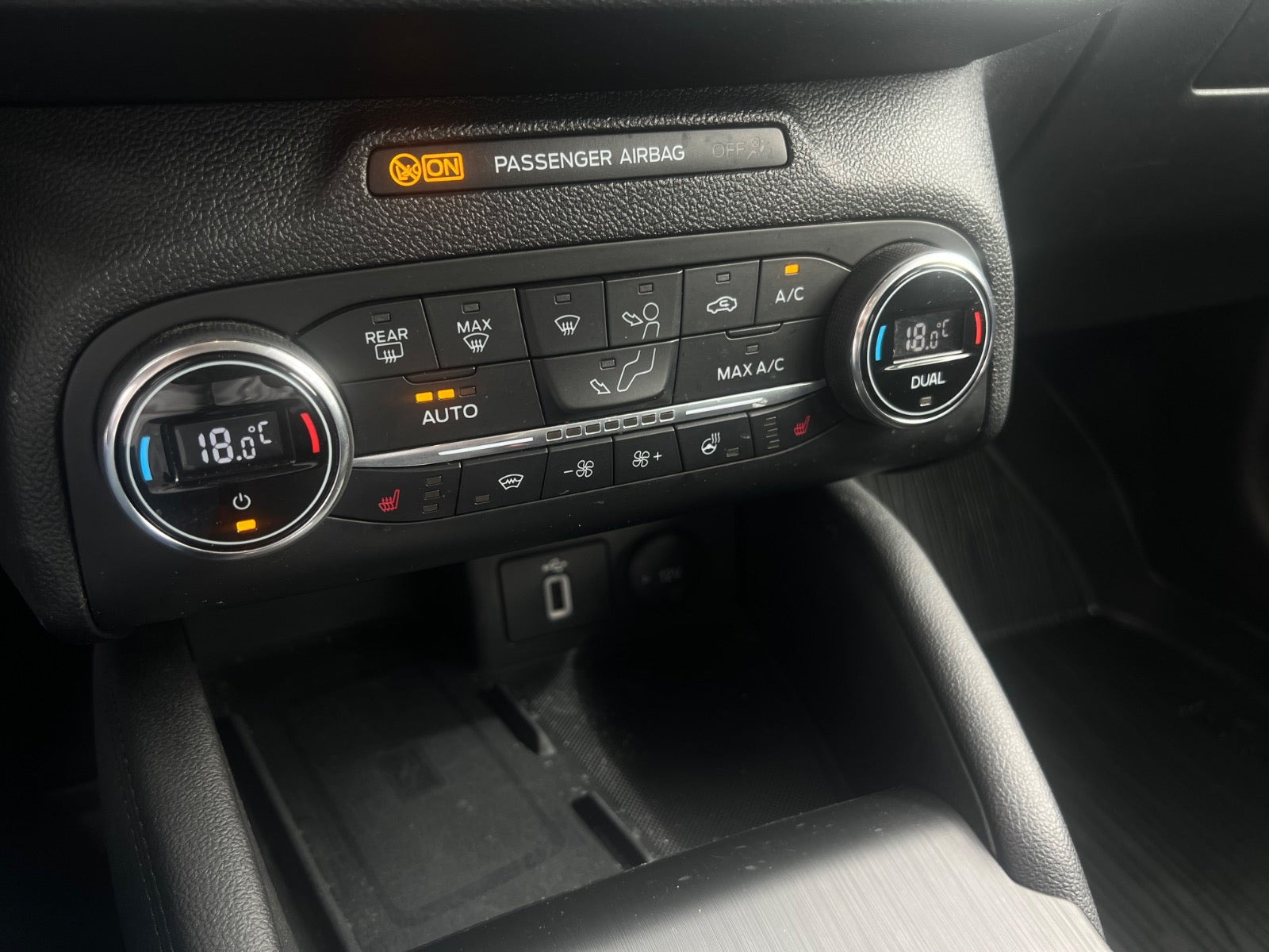 Sort Ford Focus fra 2020