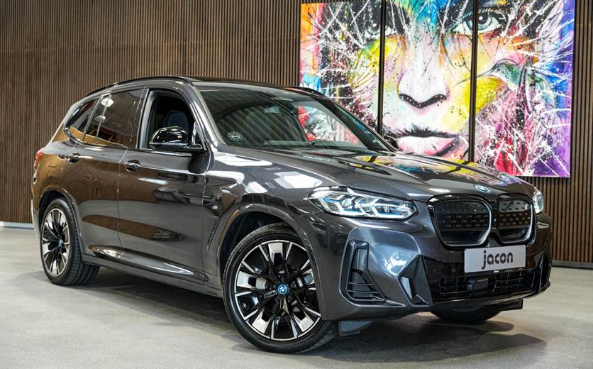 BMW iX3 Charged Plus M-Sport