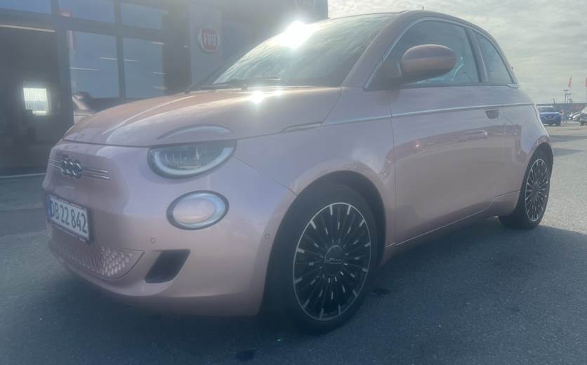 Fiat 500e 42 la Prima 3+1
