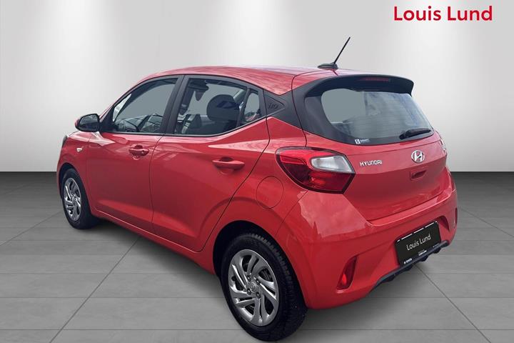 Rød Hyundai i10 fra 2020