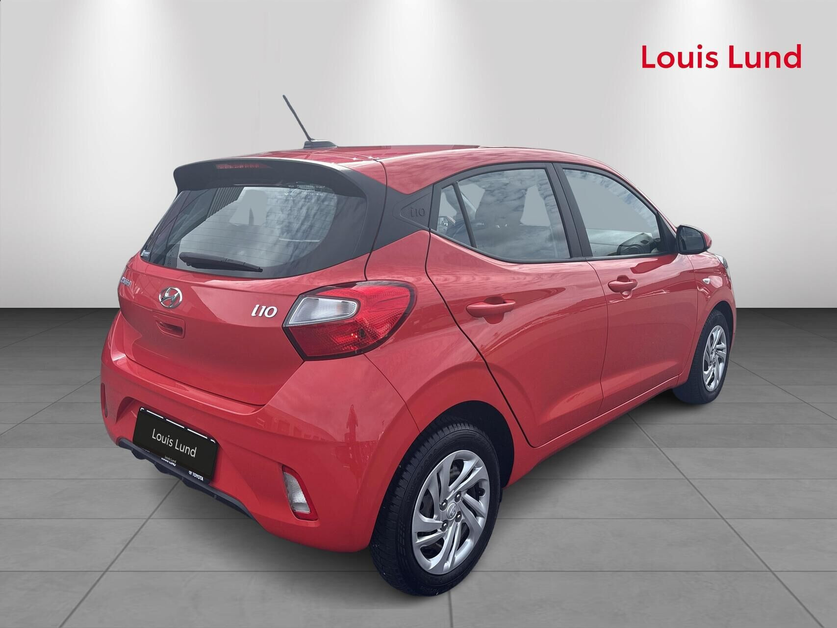 Rød Hyundai i10 fra 2020