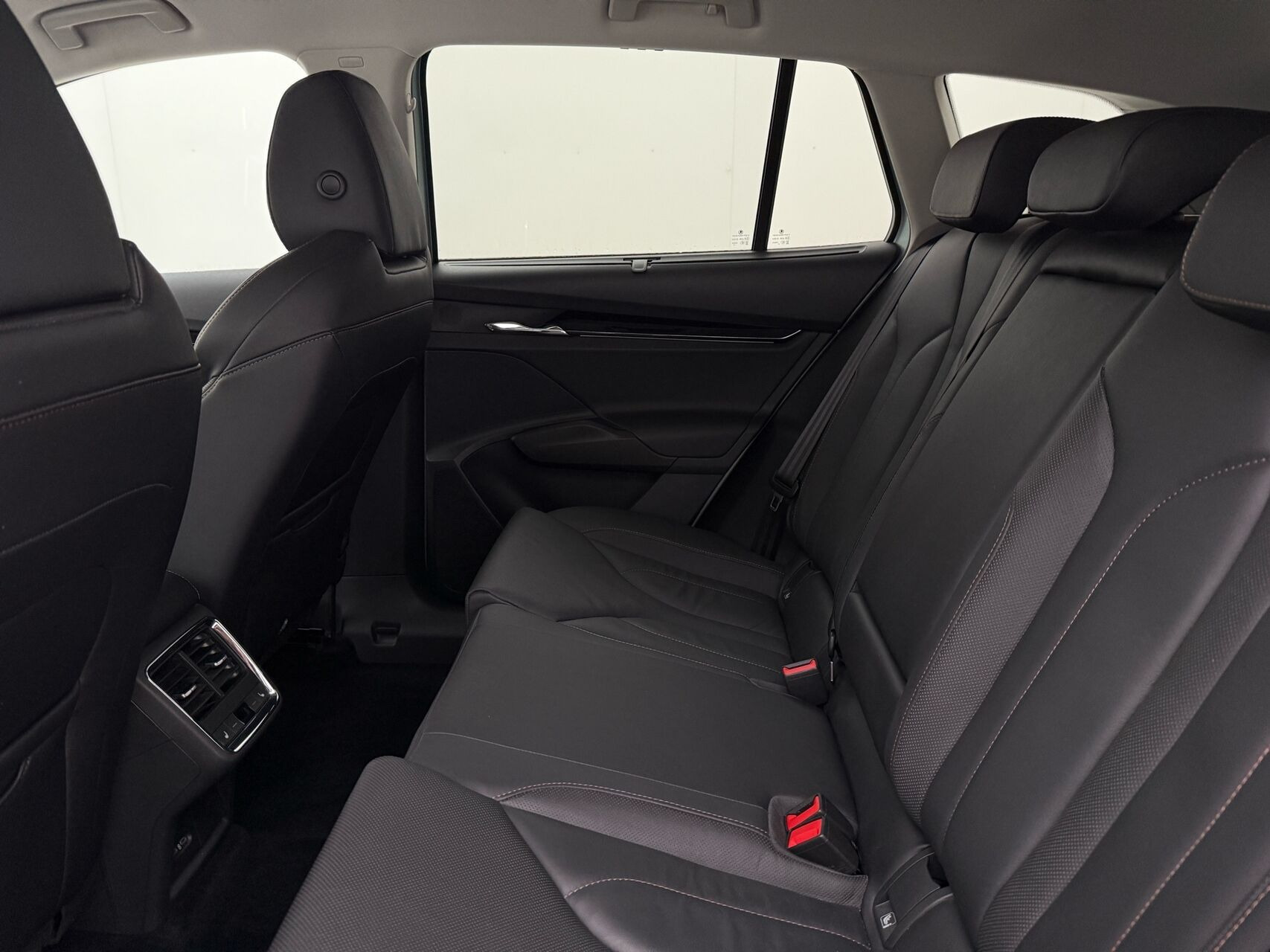 Sølv Skoda Enyaq fra 2022