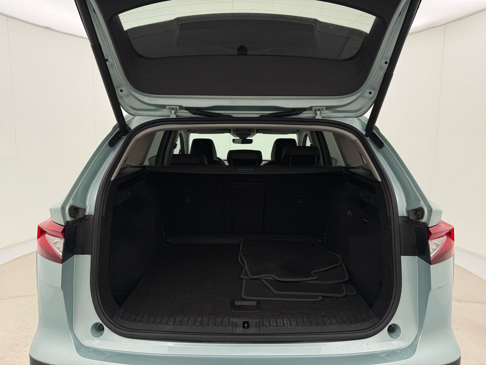 Sølv Skoda Enyaq fra 2022