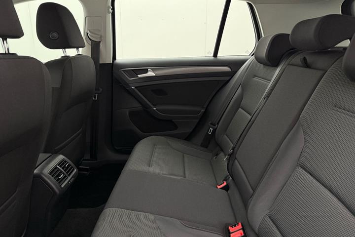 Sort VW Golf fra 2019