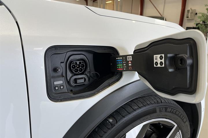Hvid Renault Scénic fra 2024