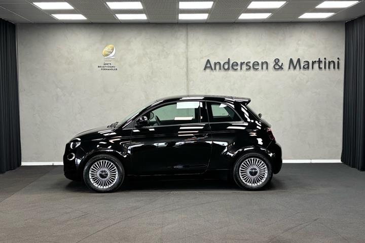 Sort Fiat 500e fra 2023