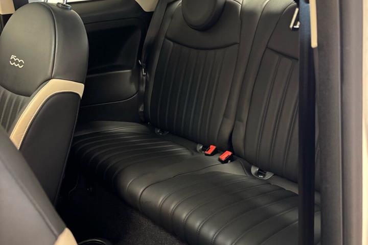 Hvid Fiat 500 fra 2020