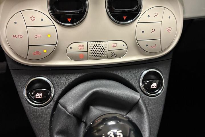 Hvid Fiat 500 fra 2020
