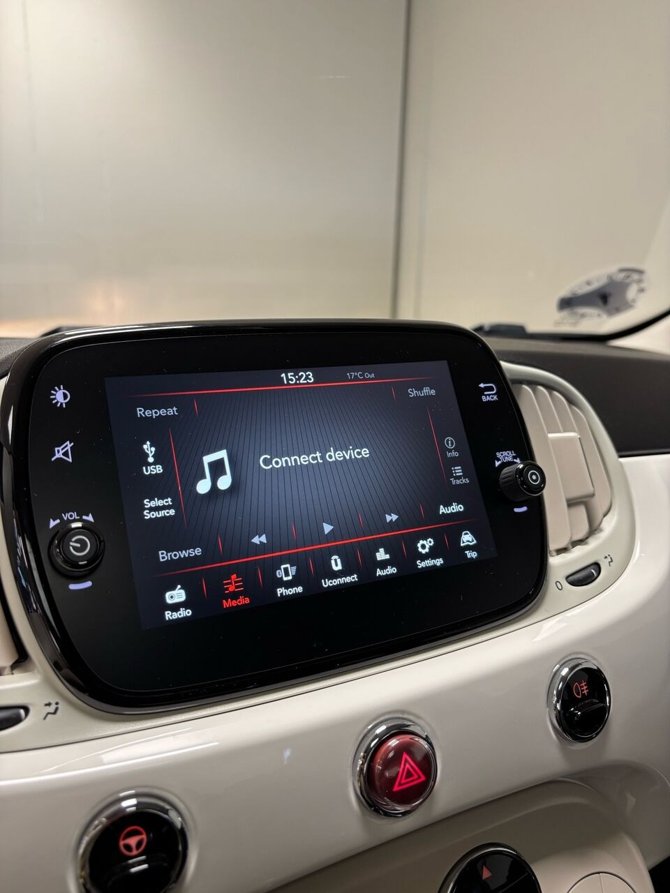 Hvid Fiat 500 fra 2020