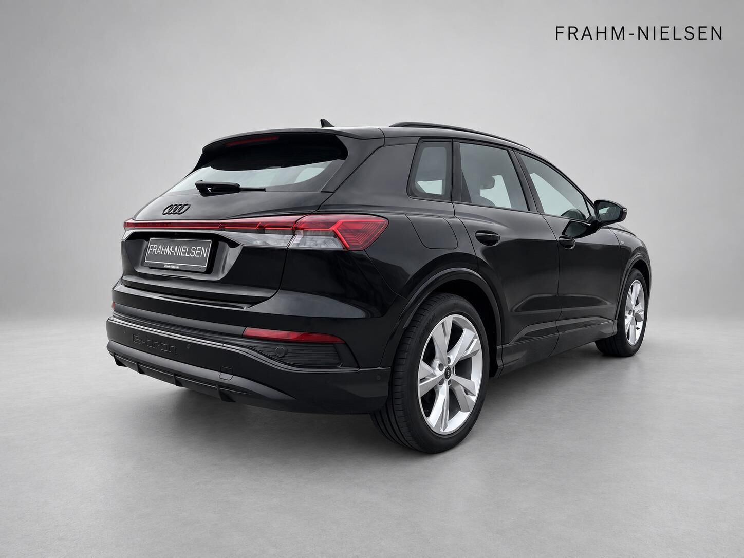 Sort Audi Q4 fra 2024