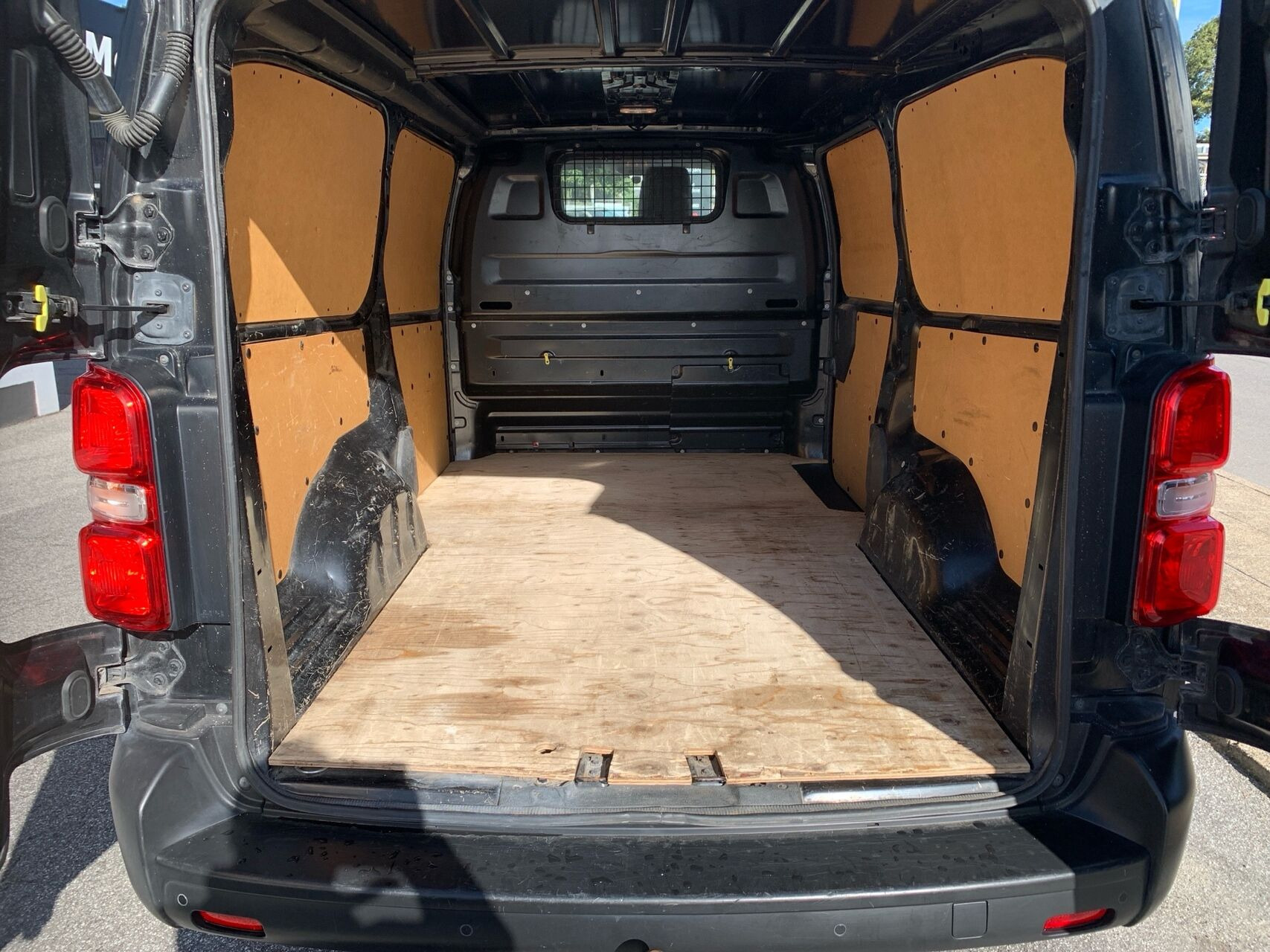 Sort Toyota ProAce fra 2019
