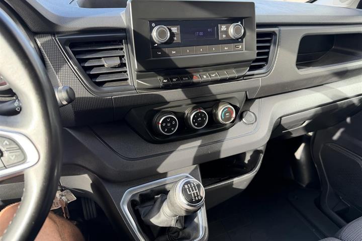 undefined Renault Renault fra 2022