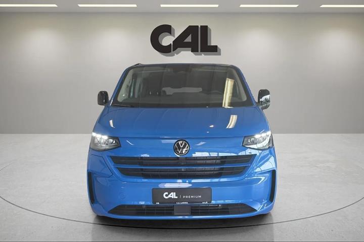 Blå VW e-Caravelle fra 2025