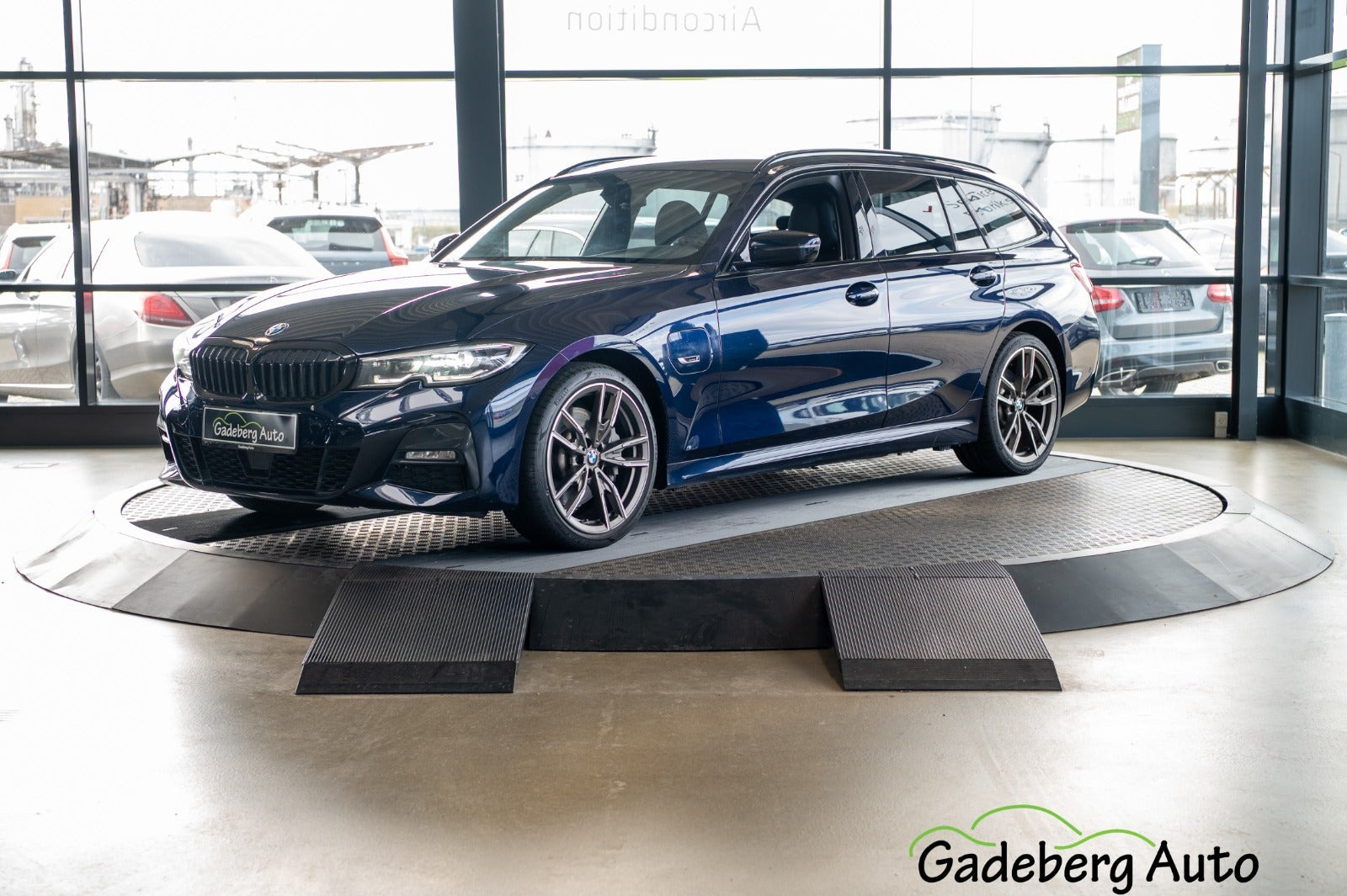 BMW 330e 2,0 Touring M-Sport aut.