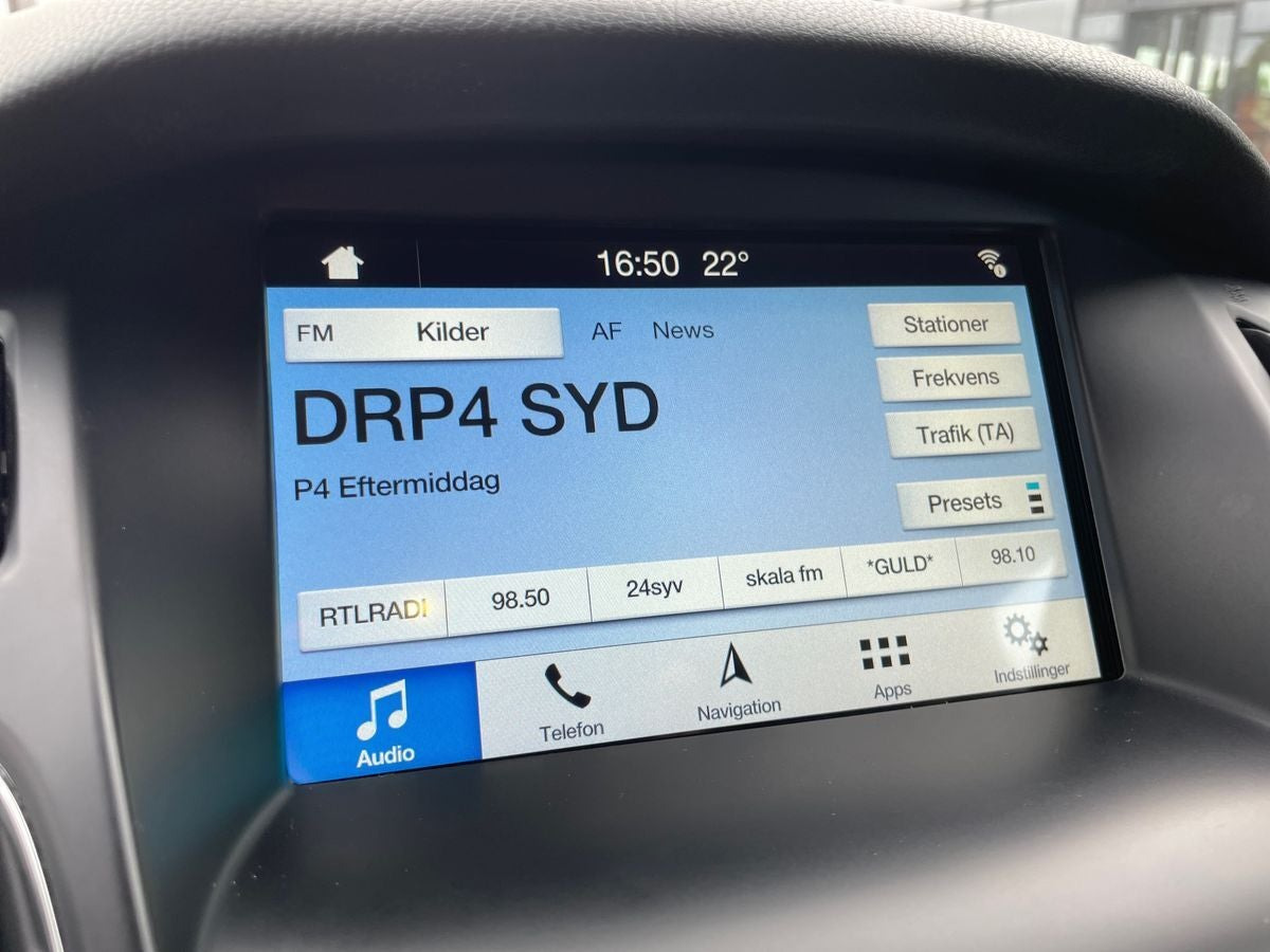 Blå Ford Focus fra 2017