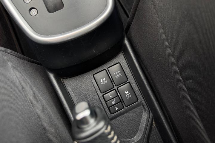 Sort Toyota Yaris fra 2015