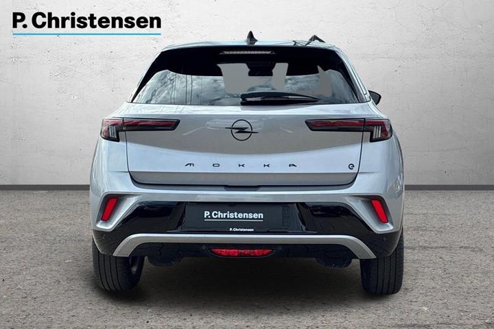 Grå Opel Mokka-e fra 2025