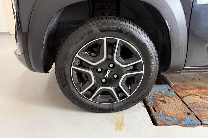 Sort Dacia Spring fra 2023