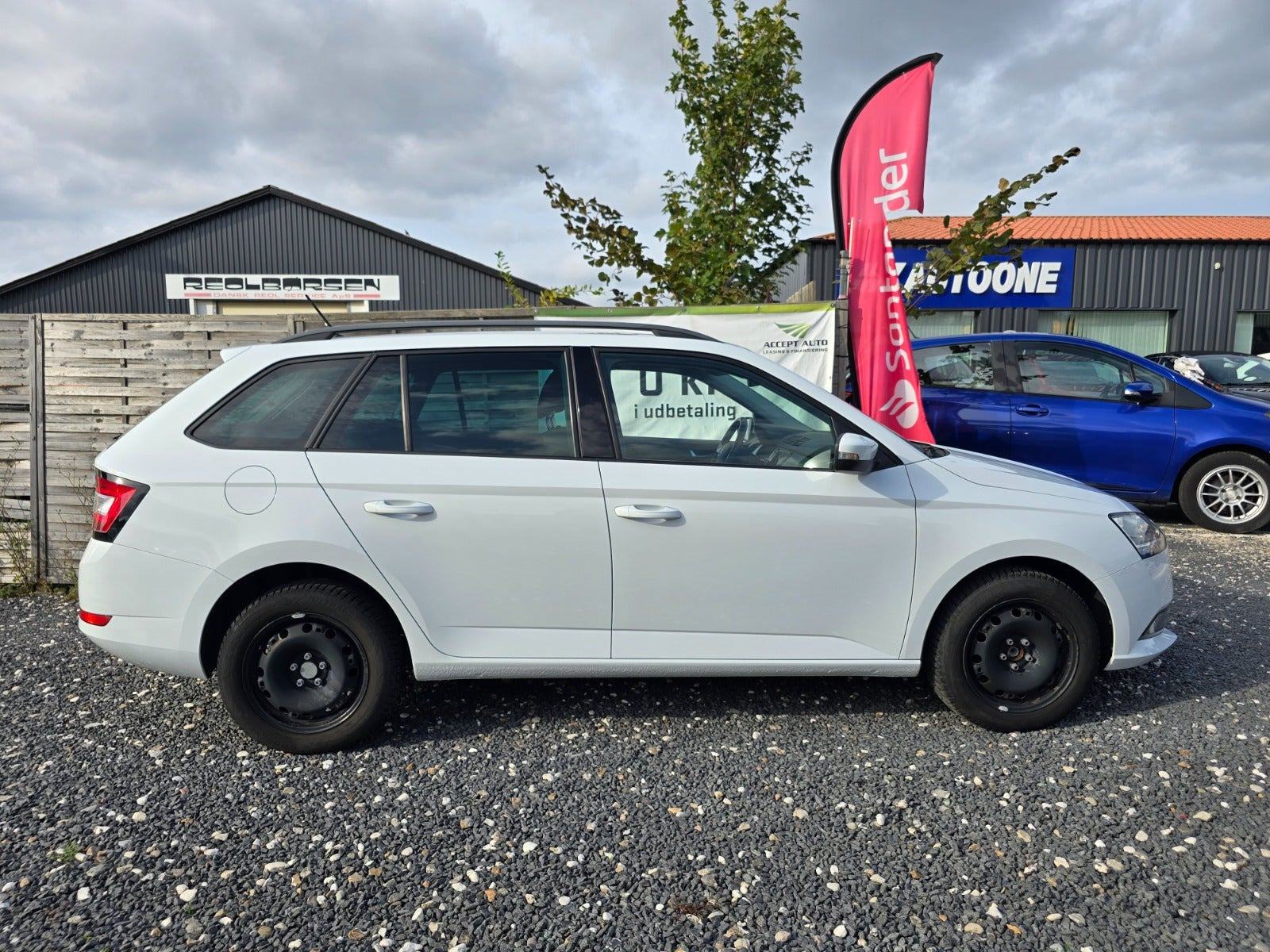 Hvid Skoda Fabia fra 2019