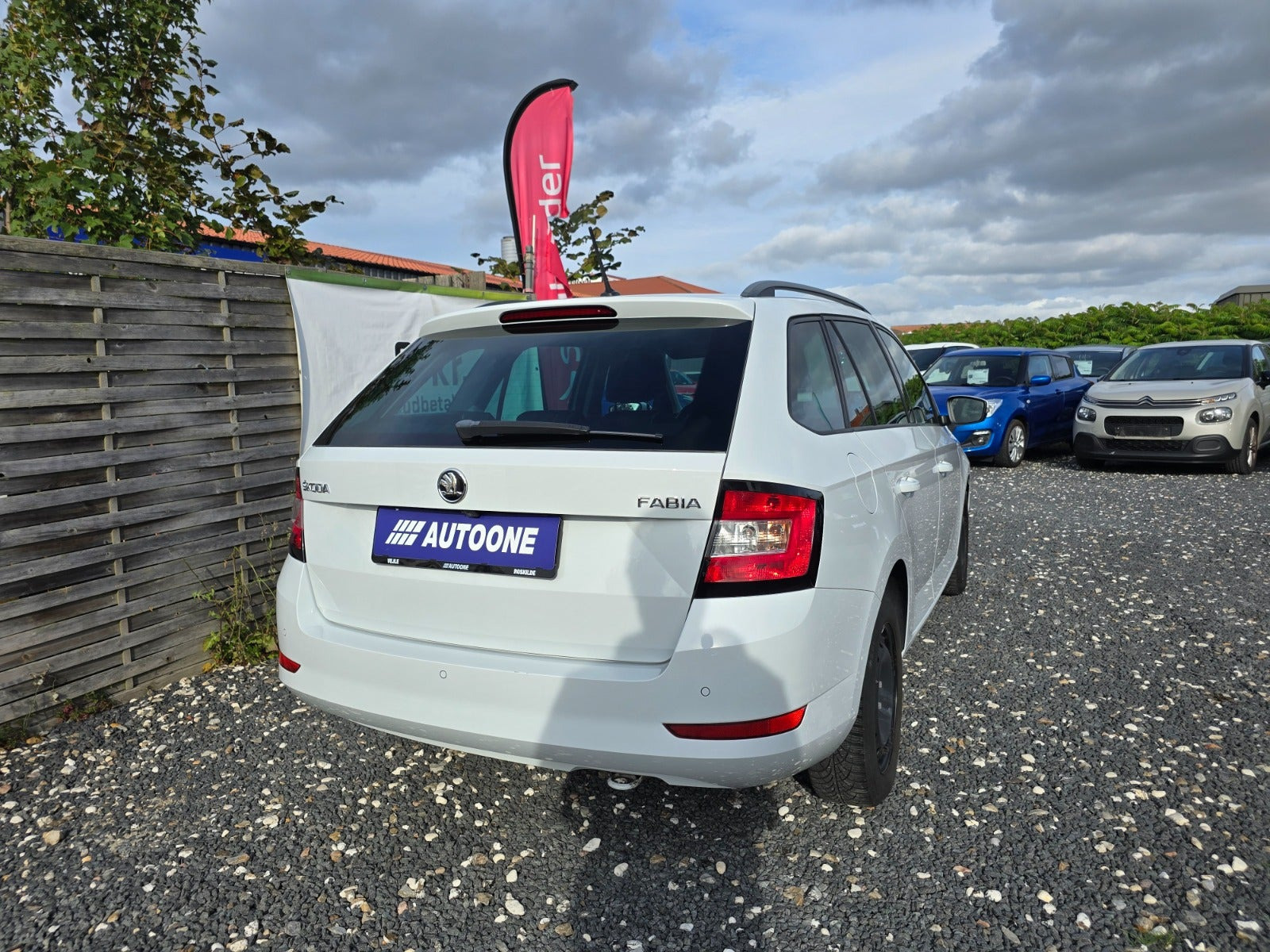 Hvid Skoda Fabia fra 2019