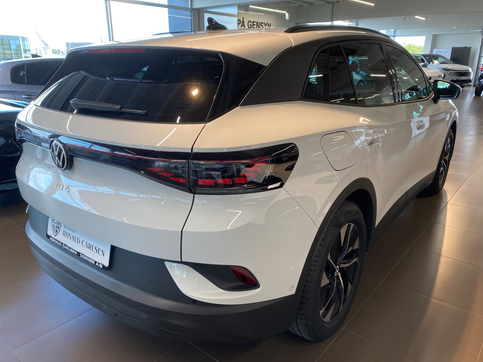 Hvid VW ID.4 fra 2025