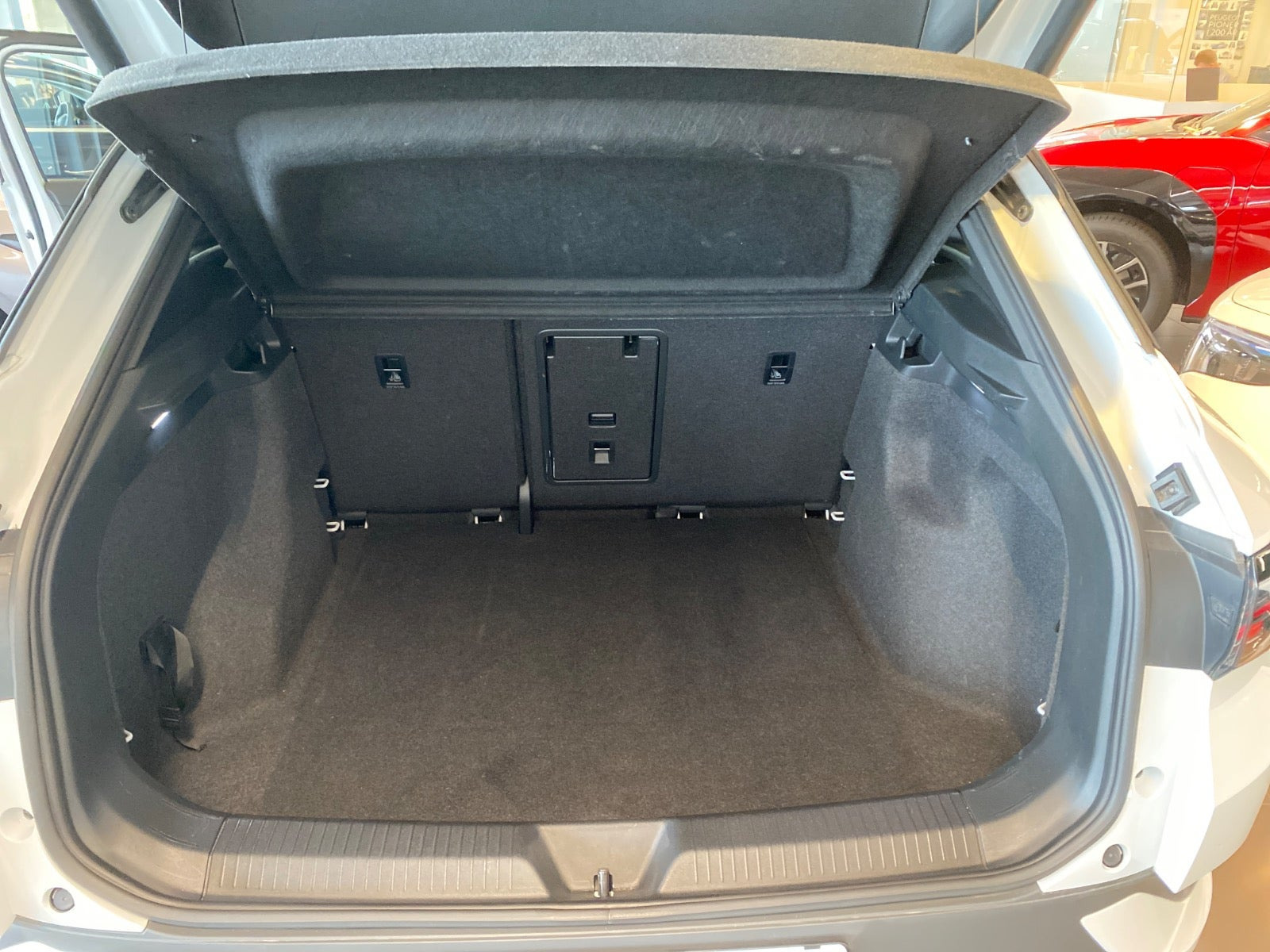 Hvid VW ID.4 fra 2025