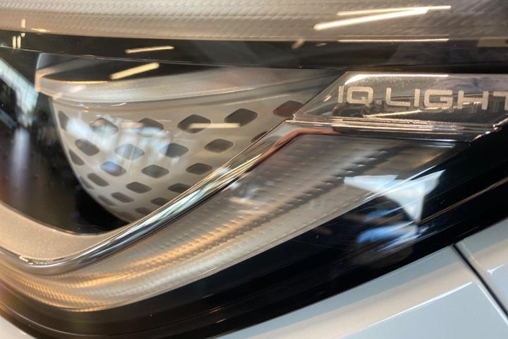 Hvid VW ID.4 fra 2025